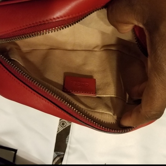 🎉GUCCI MARMONT WRISTLET🎉FIRM - Picture 3 of 5